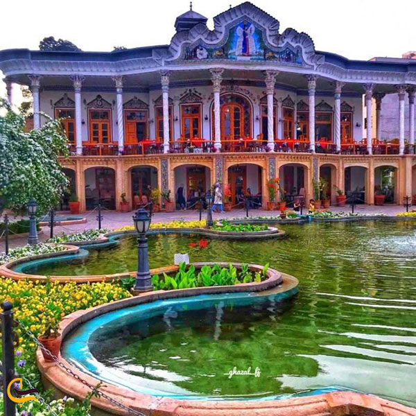 عکس باغ و عمارت شاپوری در شیراز