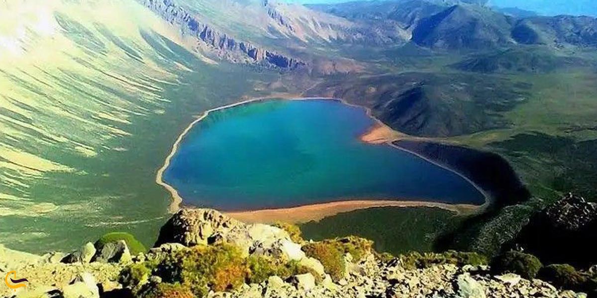 تصویری از دریاچه تمی
