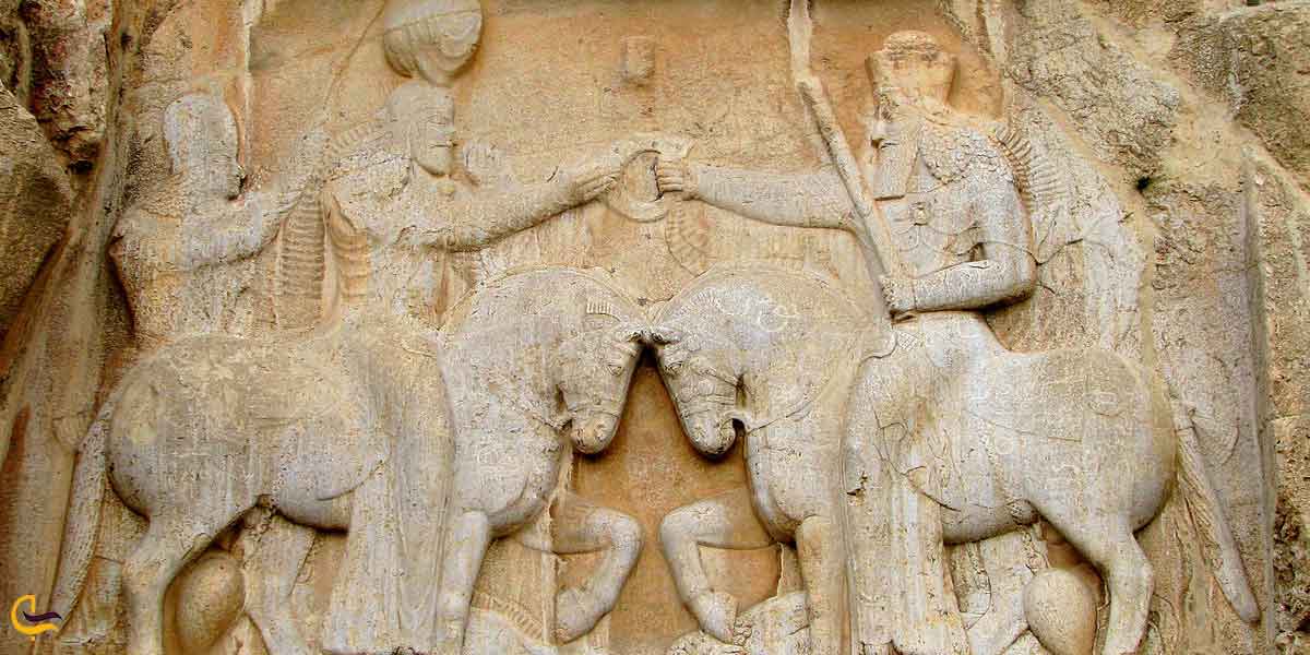 عکس نقش برجسته اردشیر پاپکان