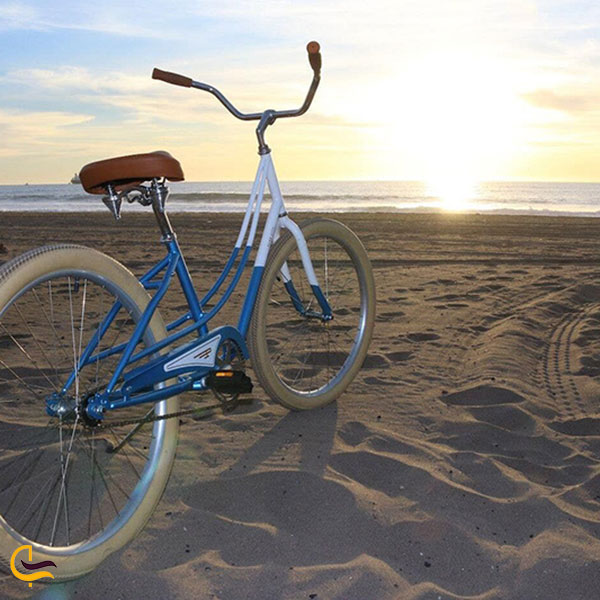 دوچرخه سواری در سواحل قشم