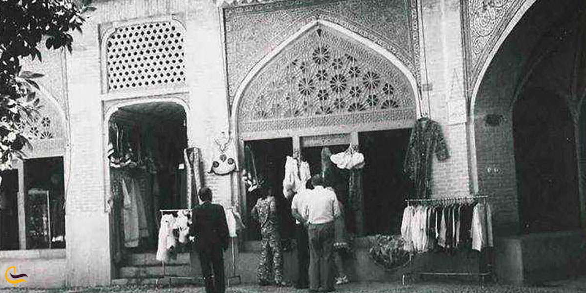 عکس تاریخچه سرای مشیر شیراز