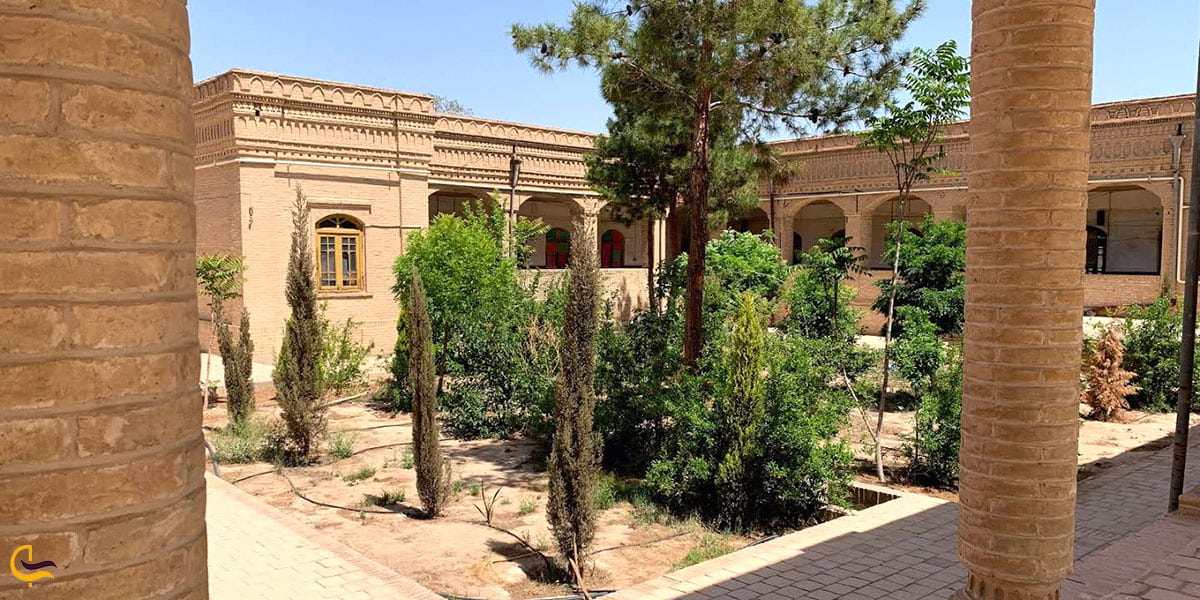 عکس بهترین زمان بازدید از موزه مارکار یزد
