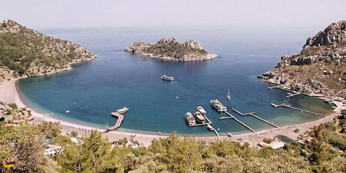 ساحل کیزکومو در اورهانیه از جاهای دیدنی مارماریس