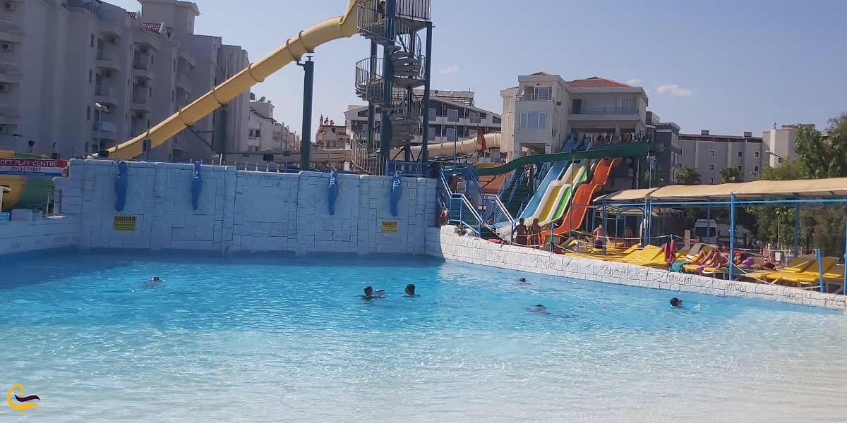 پارک آبی آتلانتیس از جاهای دیدنی مارماریس