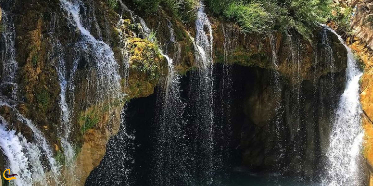 عکس آبشار آب ملخ