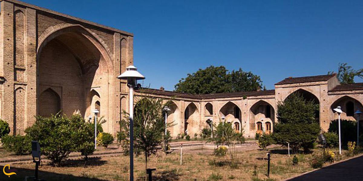 مجموعه تاریخی فرح‌آباد از جاذبه های تاریخی اطراف ساری 