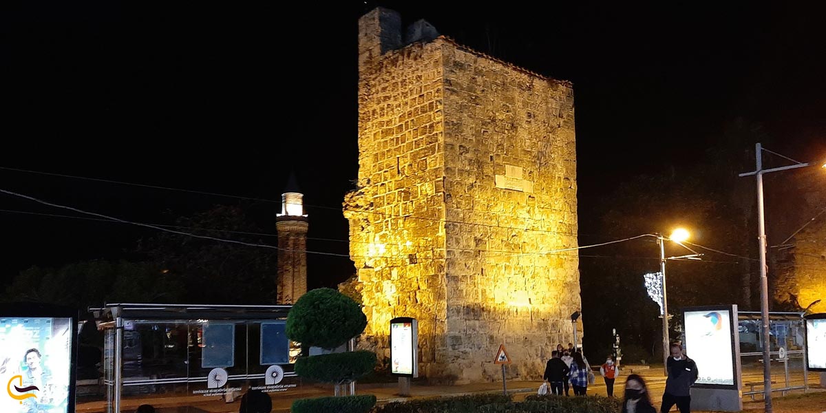 برج ساعت آنتالیا