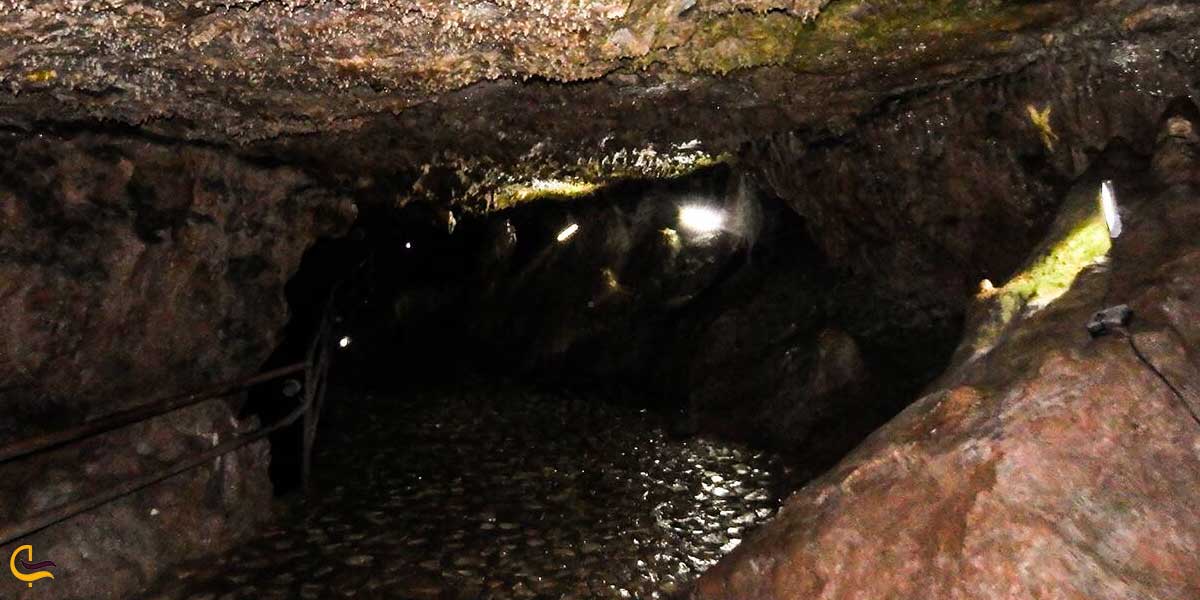 جاذبه‌های گردشگری غار قوری قلعه روانسر