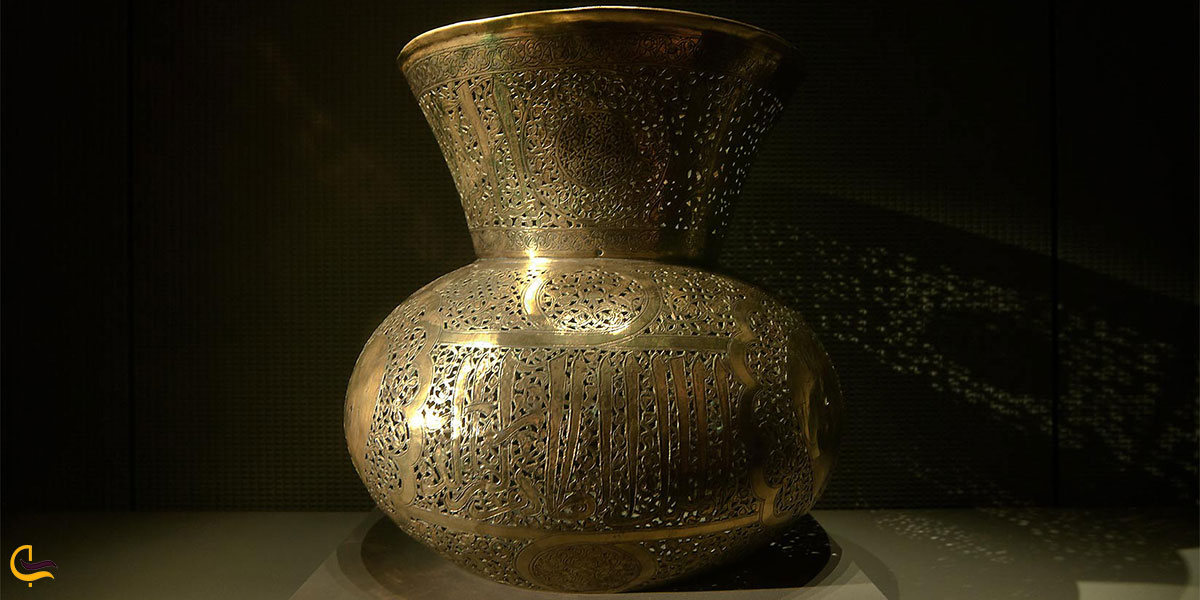 عکس گلدان برنجی موزه هنرهای اسلامی قطر