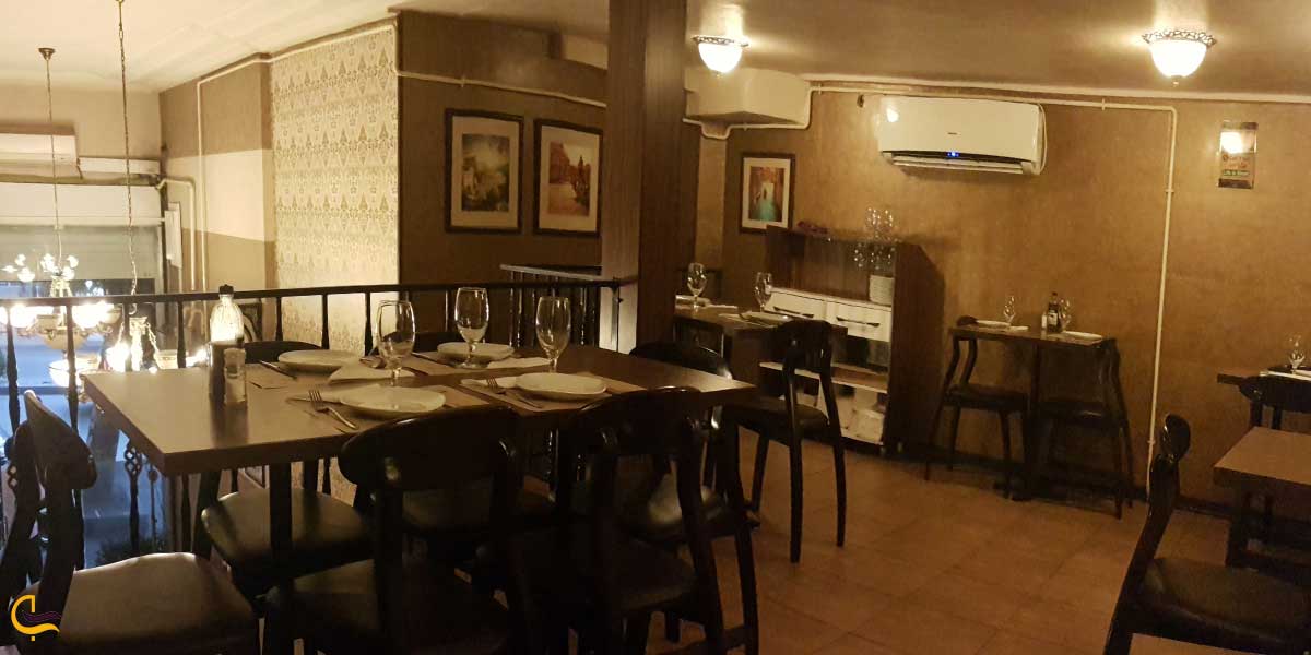رستوران ایتالیایی دلژین از رستوران های همدان
