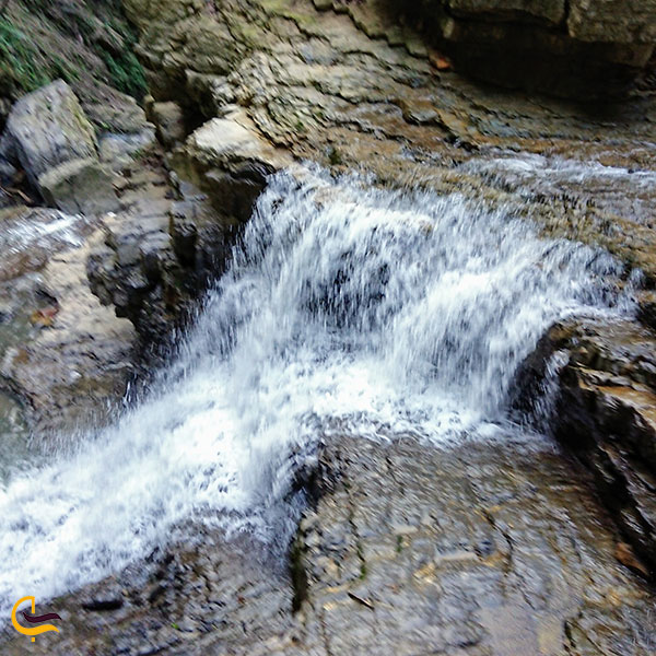 عکس ویژگی های آبشار هفت بهشت گلستان