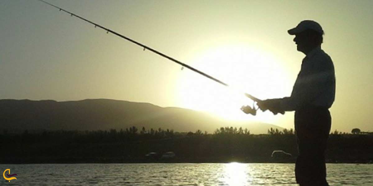 ماهیگیری در دریاچه هفت برم شیراز