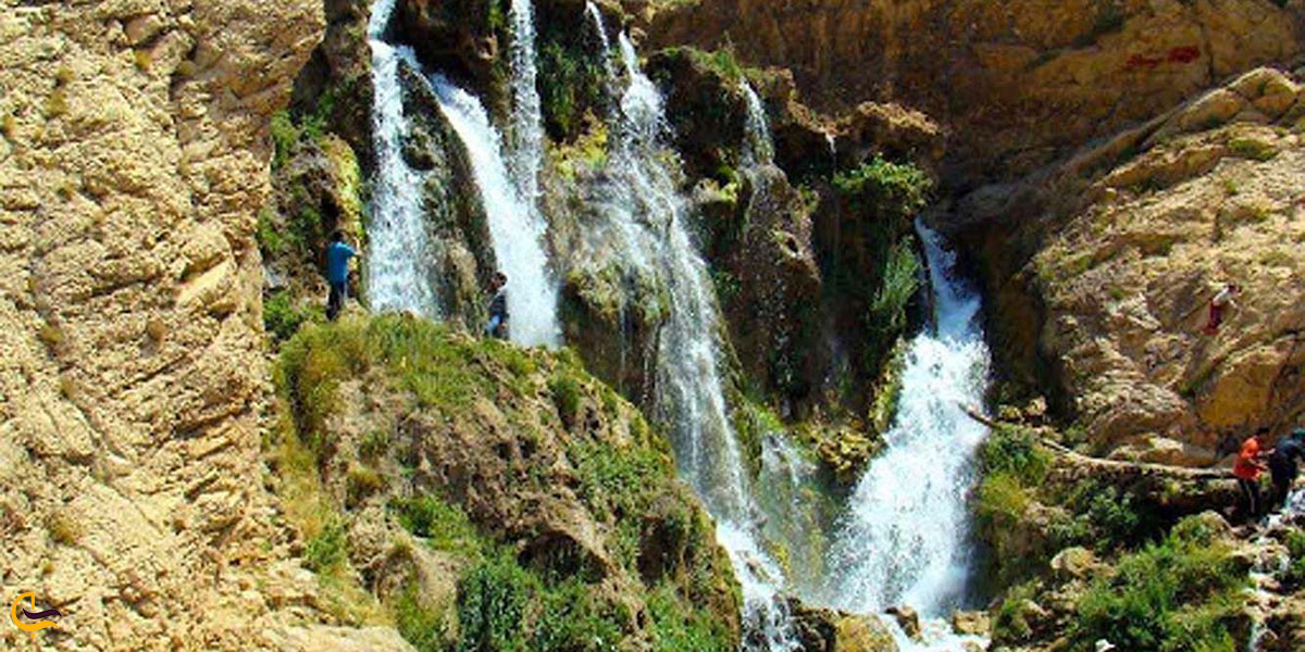 عکس آبشار نودشه از جاهای دیدنی اطراف کرمانشاه