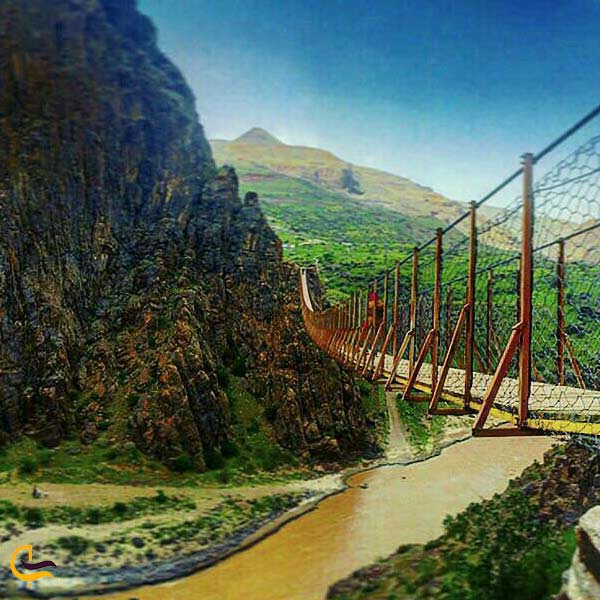 پل معلق پیرتقی، ترسناک‌ترین پل معلق ایران