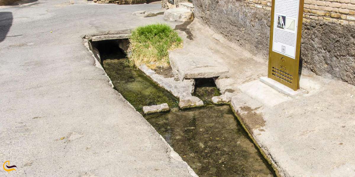 معماری قنات دو طبقه مون