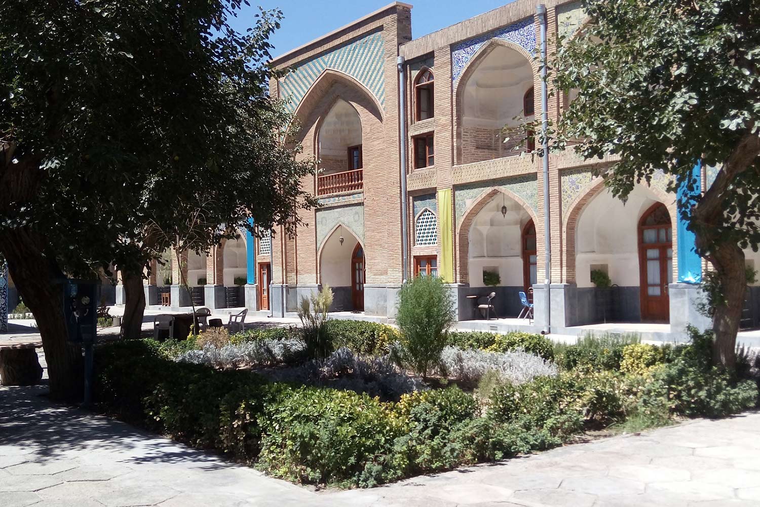 مدرسه عباس قلی خان مشهد
