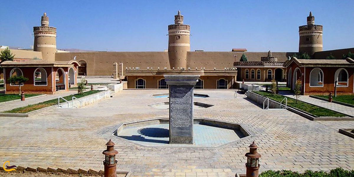 بازدید از ارگ شیخ بهایی