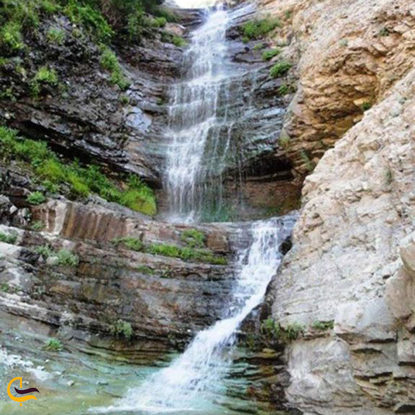 بهترین زمان سفر برای آبشار گلوکان شمیران