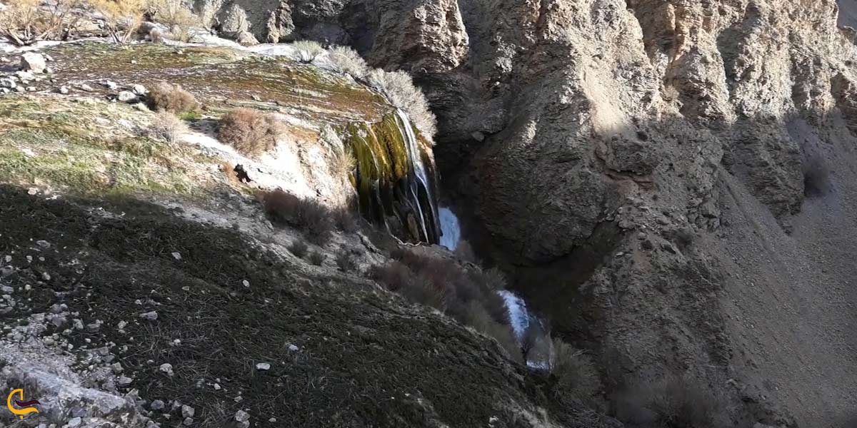معرفی آبشار پونه زار اصفهان