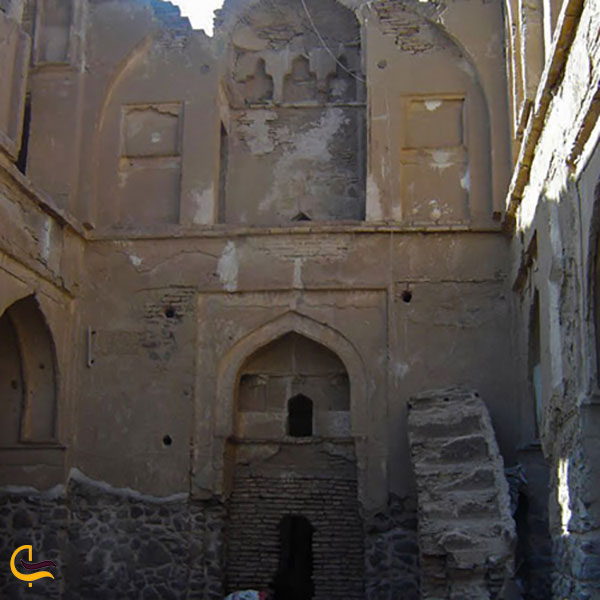 مسجد جامع افین از جاذبه‌های گردشگری در شهرستان قاین