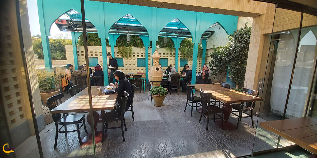 کافه رستوران میدون اصفهان یکی از بهترین کافه های اصفهان
