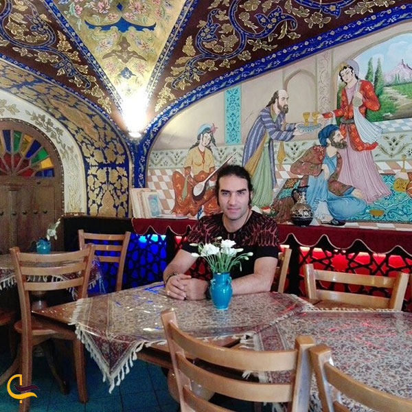شربت‌خانه بهارنارنج یکی از بهترین و دوست‌داشتنی‌ترین کافه‌های اصفهان