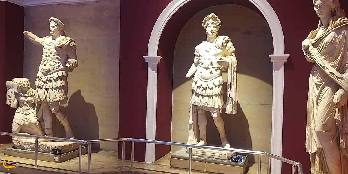 تالار مجسمه‌ سازی موزه باستان شناسی آنتالیا
