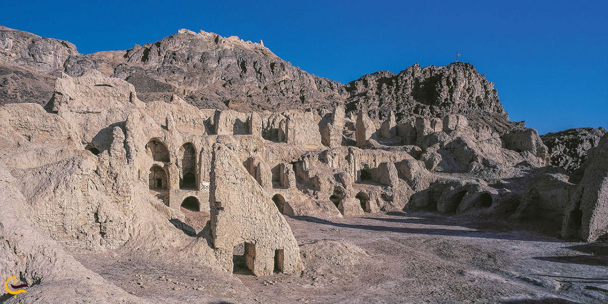 کوه خواجه زابل یکی از جاهای دیدنی اطراف زاهدان