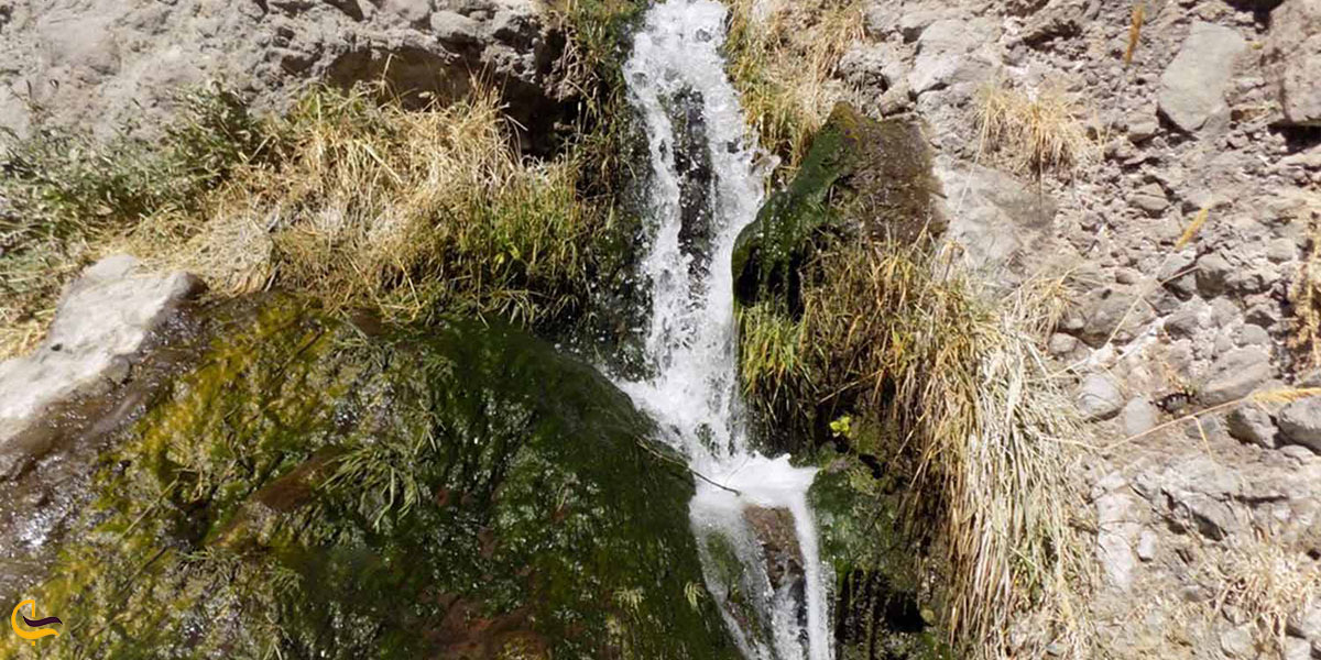 چشمه آب معدنی موسی یکی جاهای دیدنی اطراف زاهدان