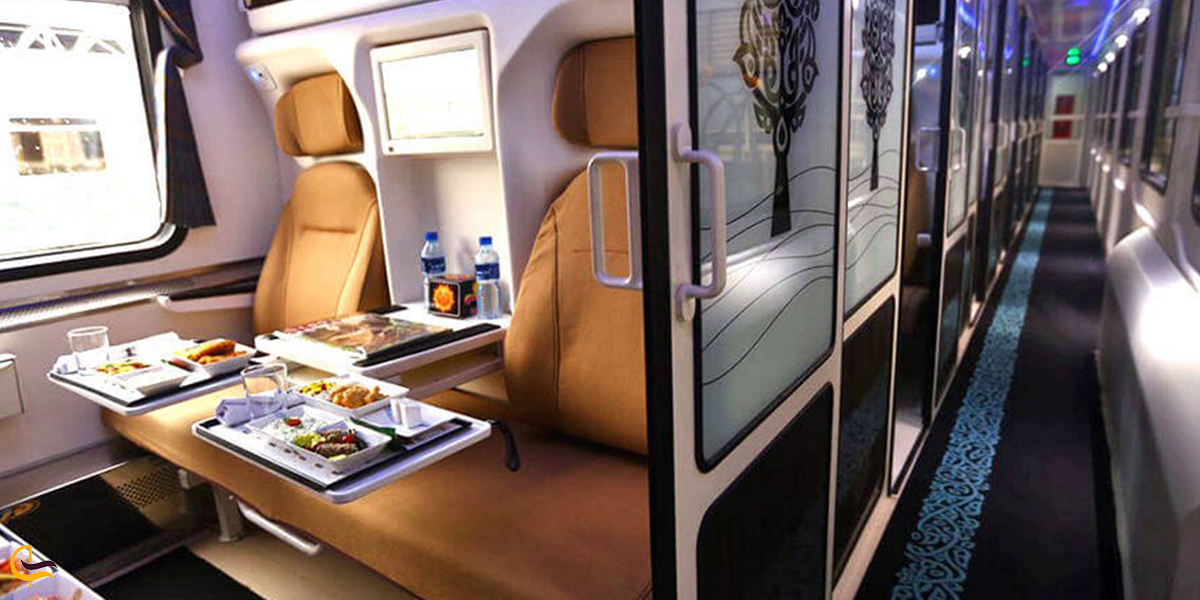 سرو غذا و میان وعده