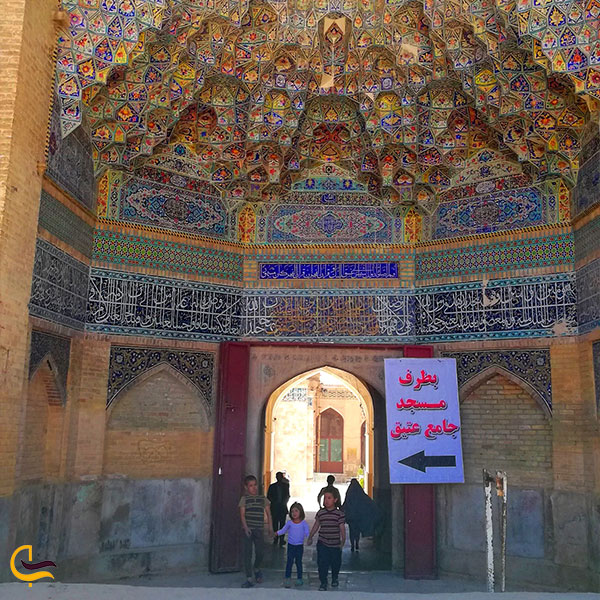ورودی‌های مسجد عتیق شیراز