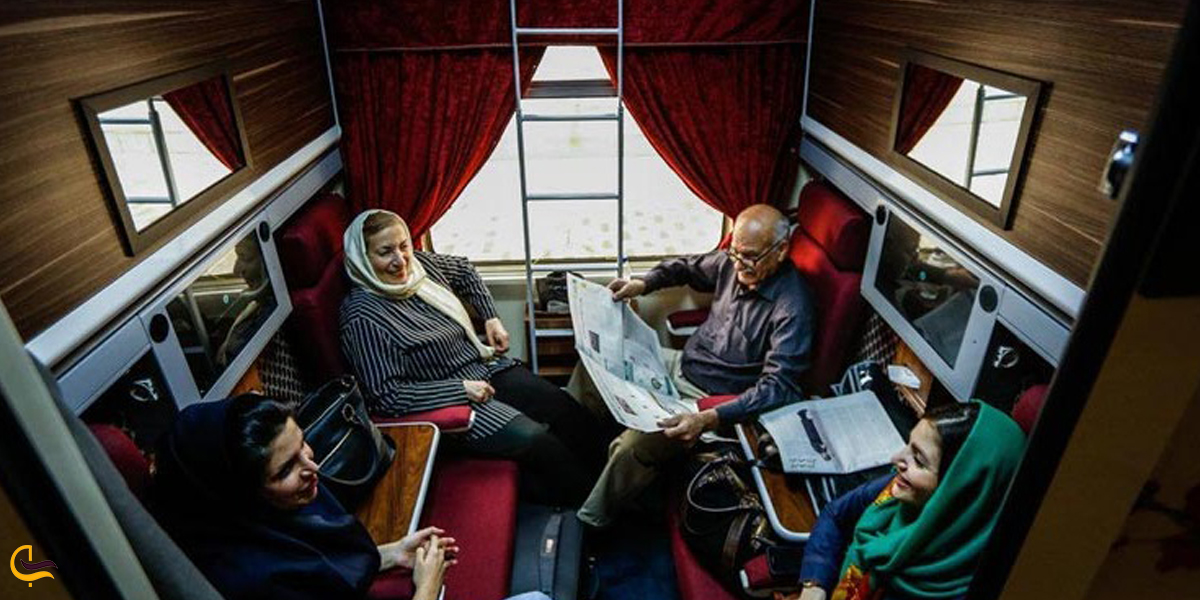 همسفر بودن با افراد ناشناس