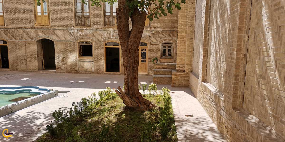 اطلاعات بازدید خانه امیری