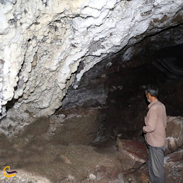 غارنوردی در غار خرسین