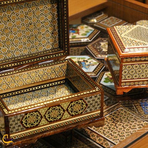 وسایل نگهداری‌شده در موزه خاتم شیراز