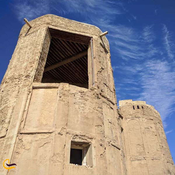 معماری بیرونی عمارت ملک بوشهر
