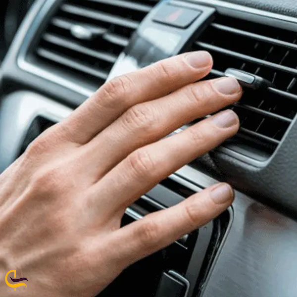 امکان کنترل تهویه و دمای هوای داخل خودرو 