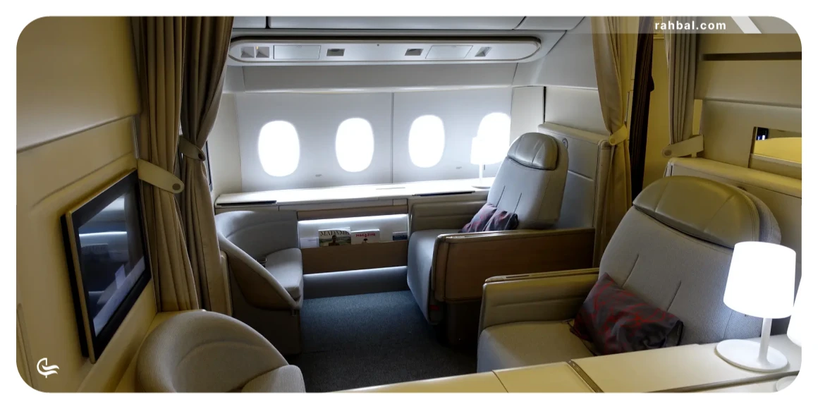 فضای داخلی هواپیما