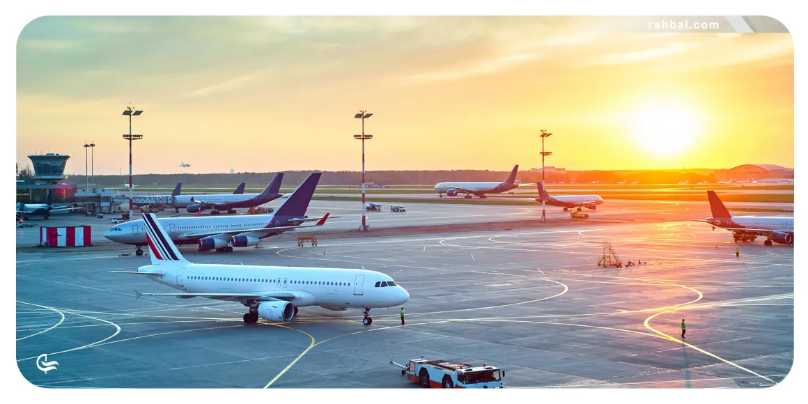 دسترسی آسان به فرودگاه و هواپیما
