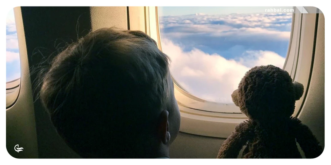 به کودکانی که بلیطشان نیمبهاست، صندلی تعلق میگیرد؟