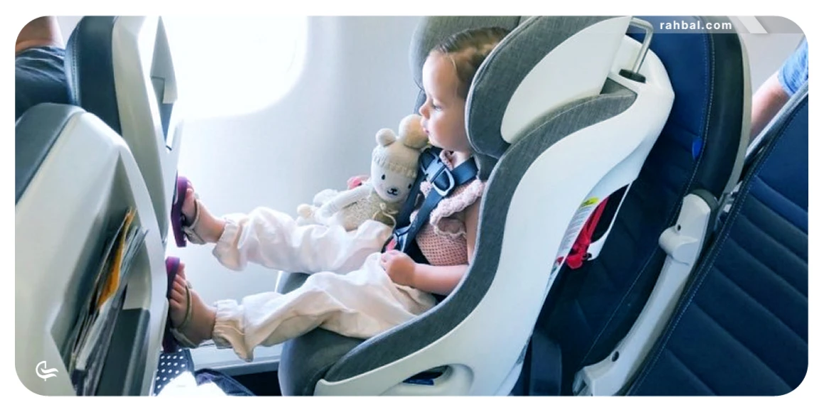نکات مهم مراقبت از کودکان هنگام سفر با هواپیما