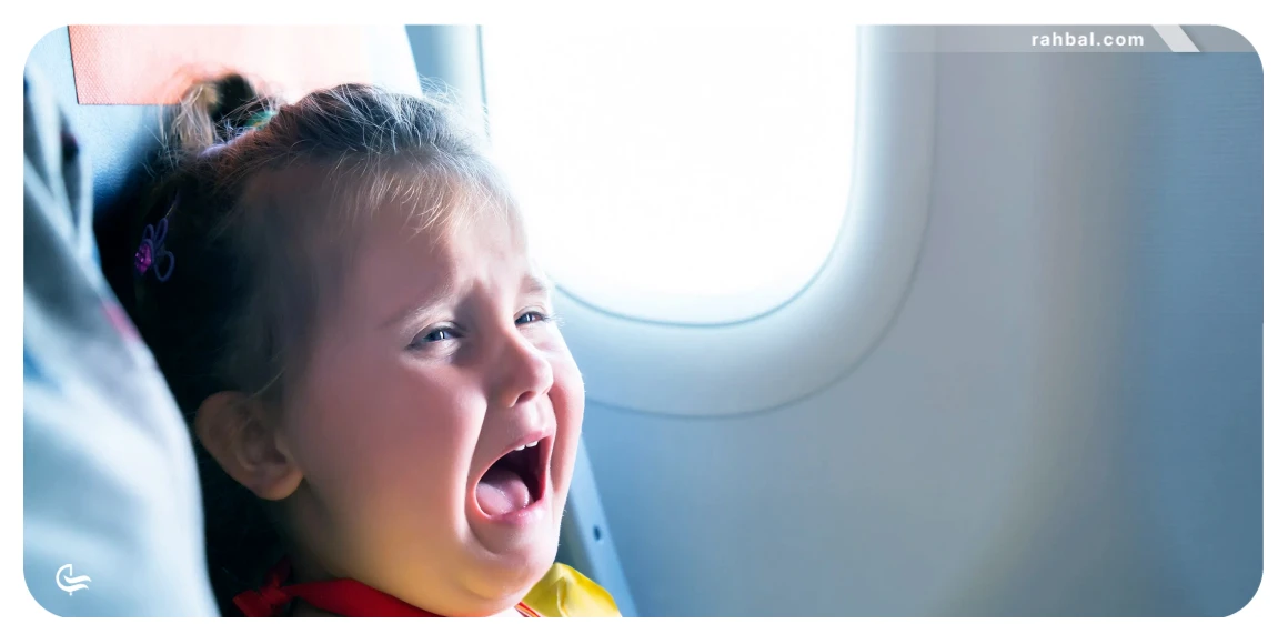با گریه نوزادان در هواپیما چه کنیم؟