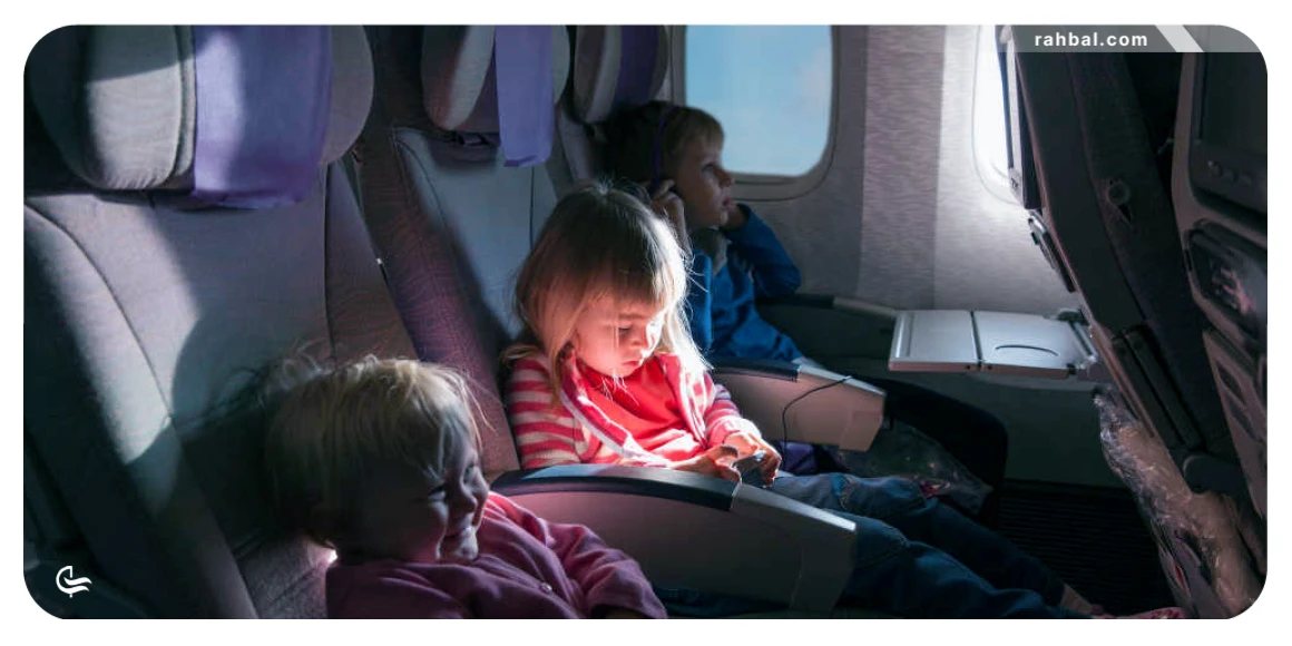 خوراکی و تنقلات محبوبش را به همراه داشته باشید