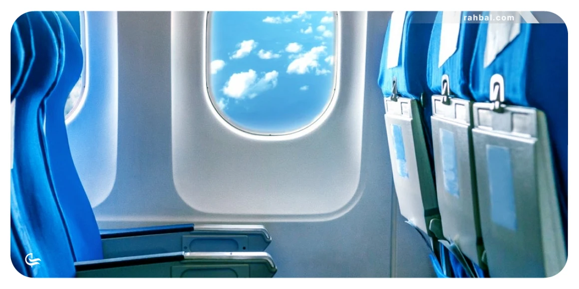 صندلی های کنار پنجره در پرواز اکونومی