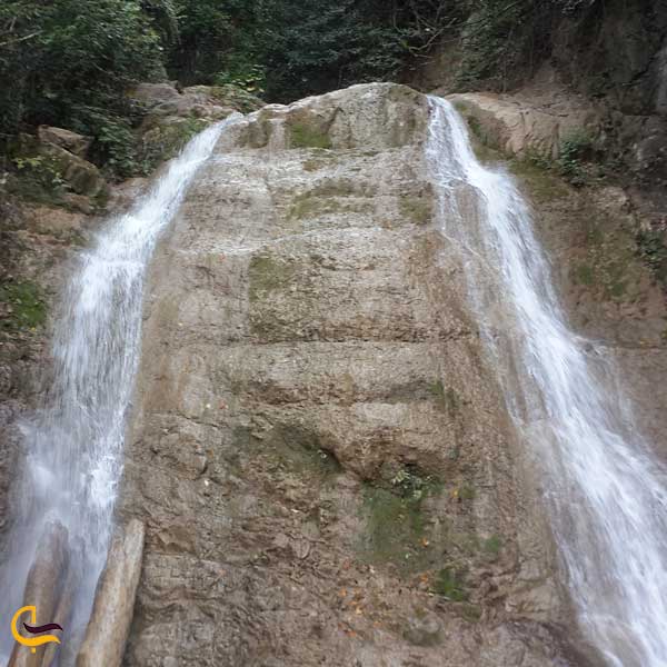 آبشار تودارک (جلیسان)، از شگفت‌انگیزترین جاهای دیدنی تنکابن