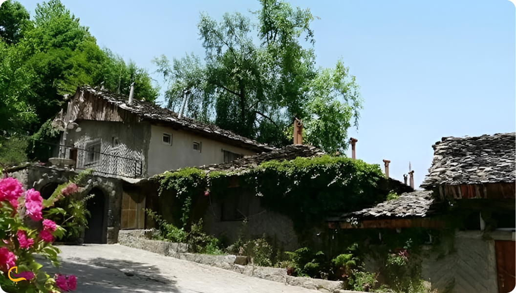 روستای معلم کلا از جاذبه‌های محمودآباد مازندران