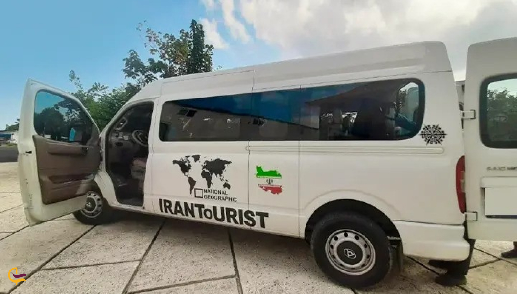 اجاره ون شیراز