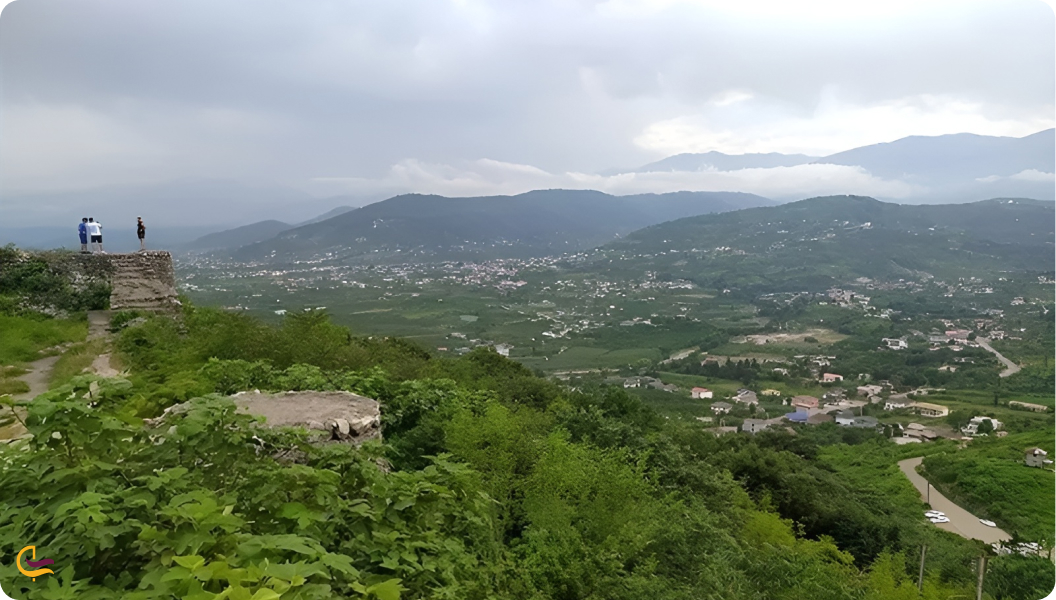 قلعه مارکوه از جاهای دیدنی رامسر