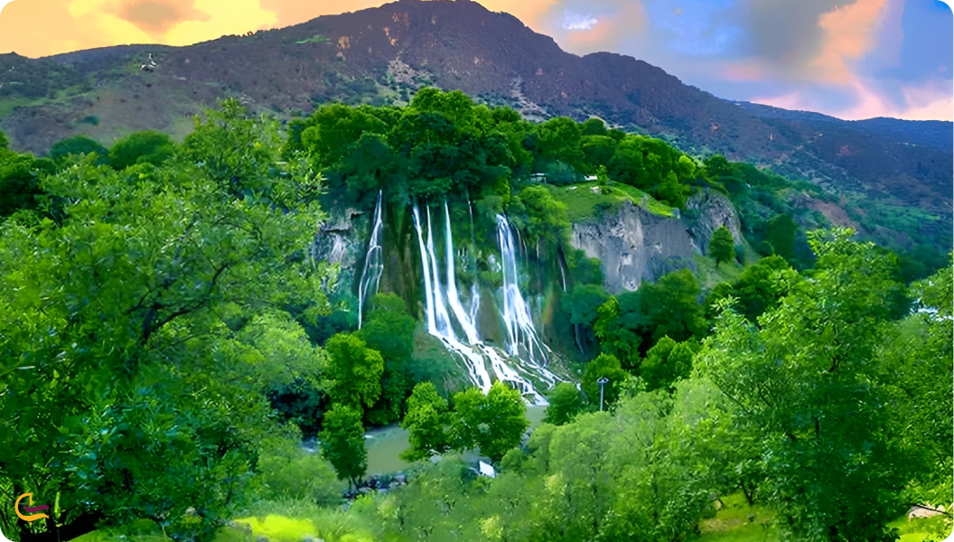 آبشار ایج از جاهای دیدنی رامسر