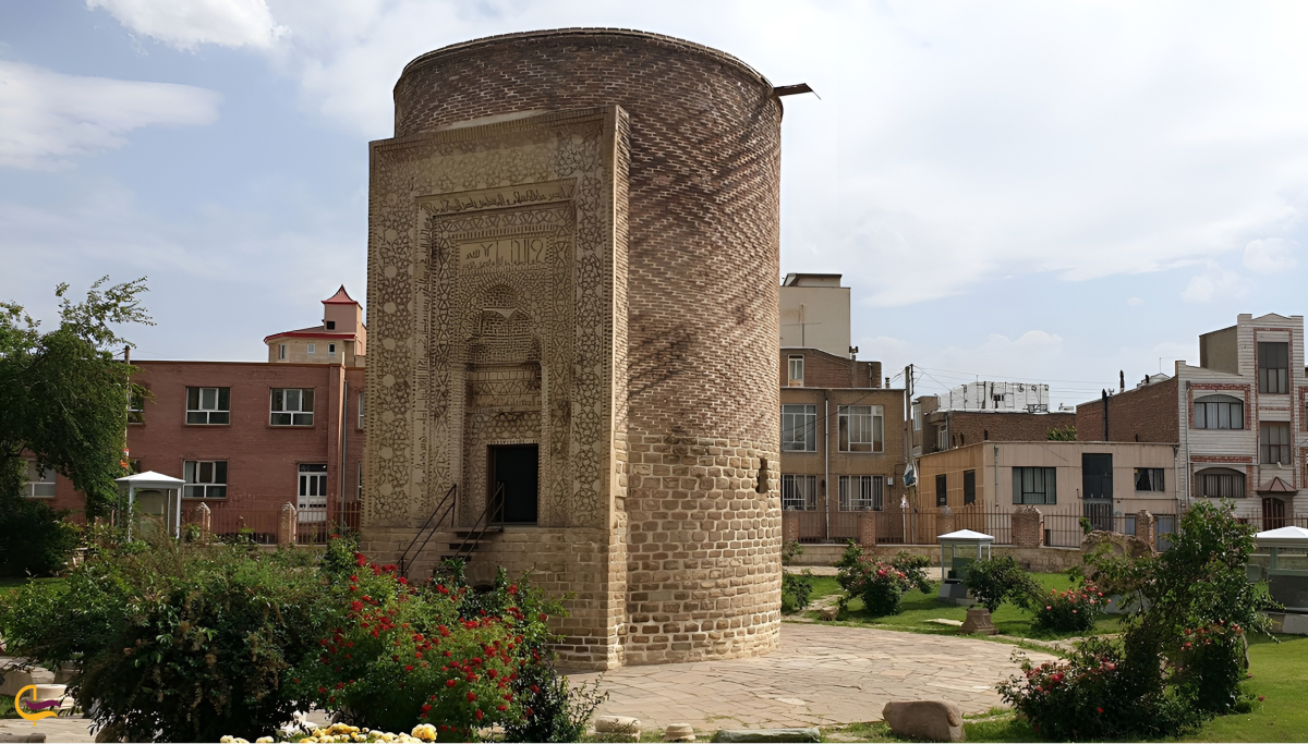 برج سه گنبد ارومیه